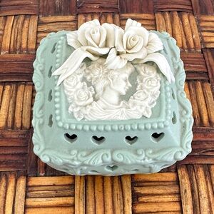 Vintage Style Green Jewelry Box with White Floral Design